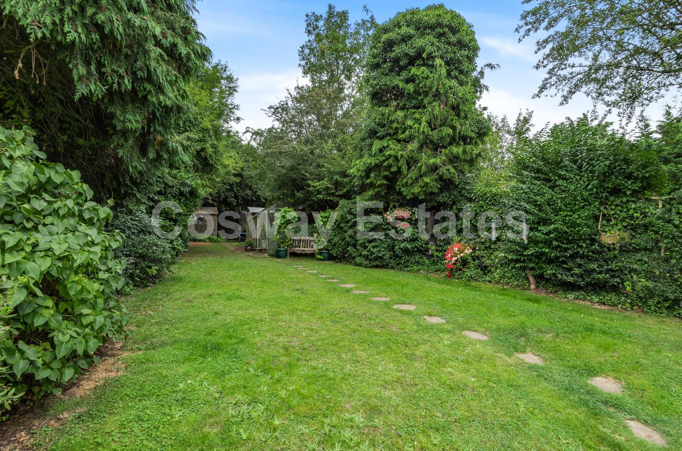 Wise Lane, Mill Hill